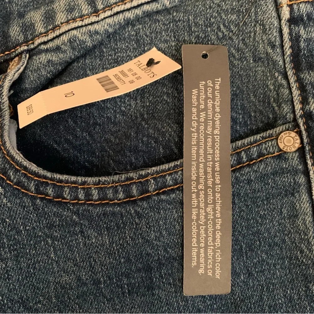 TALBOTS Everyday Relaxed Jeans women's Blue Jeans size 10 ankle length NWT - Picture 15 of 16